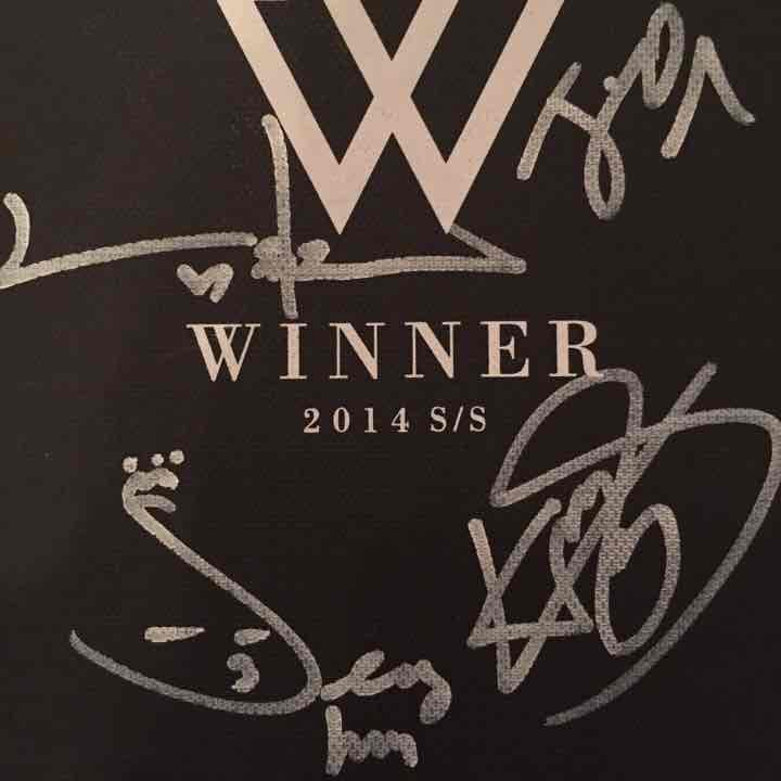 WINNER 直筆サイン入りアルバム