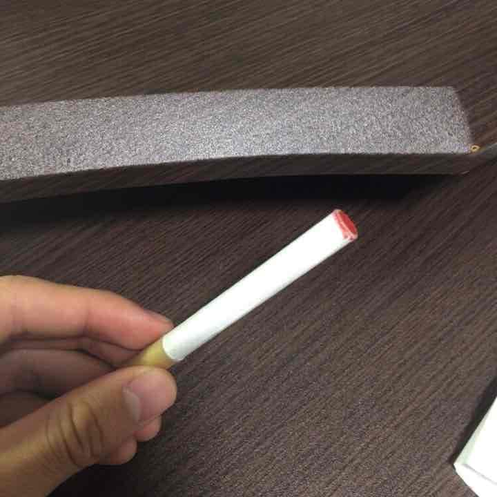 タバコ 〔シャー芯入れ〕