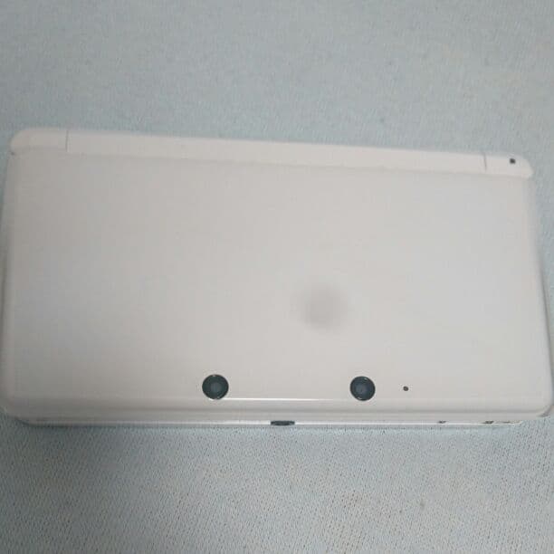 3DS本体、充電器  ケース