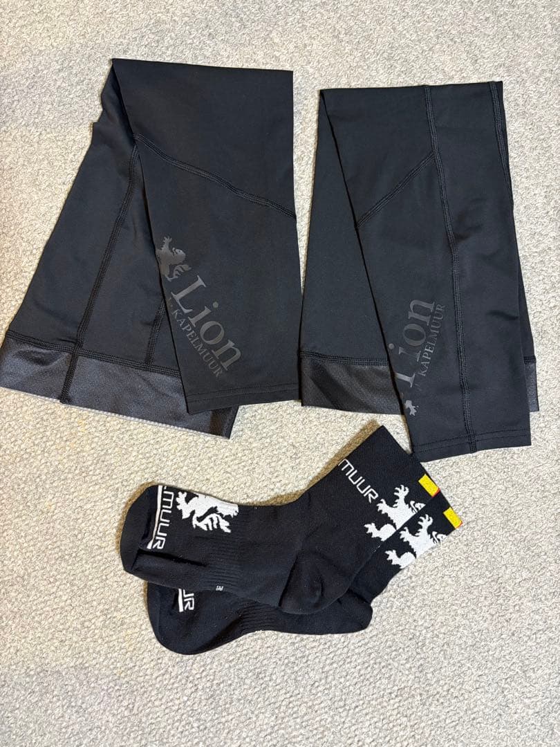 Lion de KAPELMUUR サイクルウェアセット