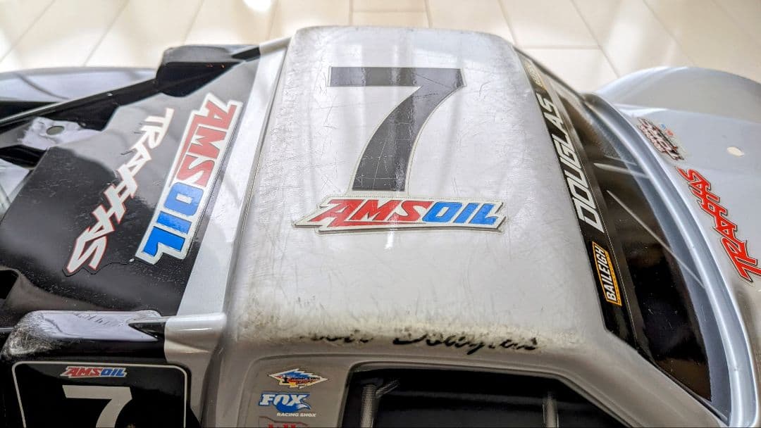 トラクサス スラッシュ Traxxas Slash 4✕4 1/10 ボディ