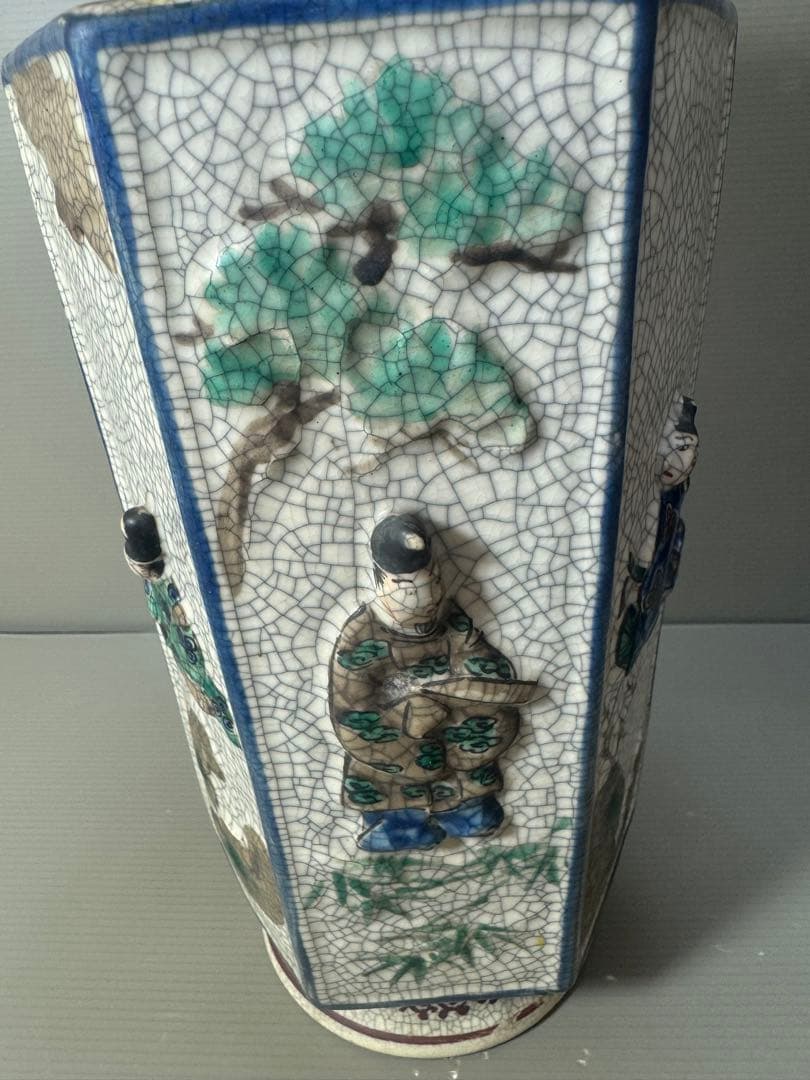 2610 希少　九谷焼　古九谷　ヒビ焼六歌仙人錦工入　六角花瓶　時代物
