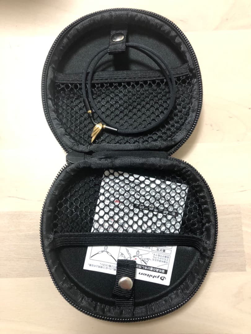 ファイテン RAKUWAネック ウイングス ゴールド サイズ:40cm