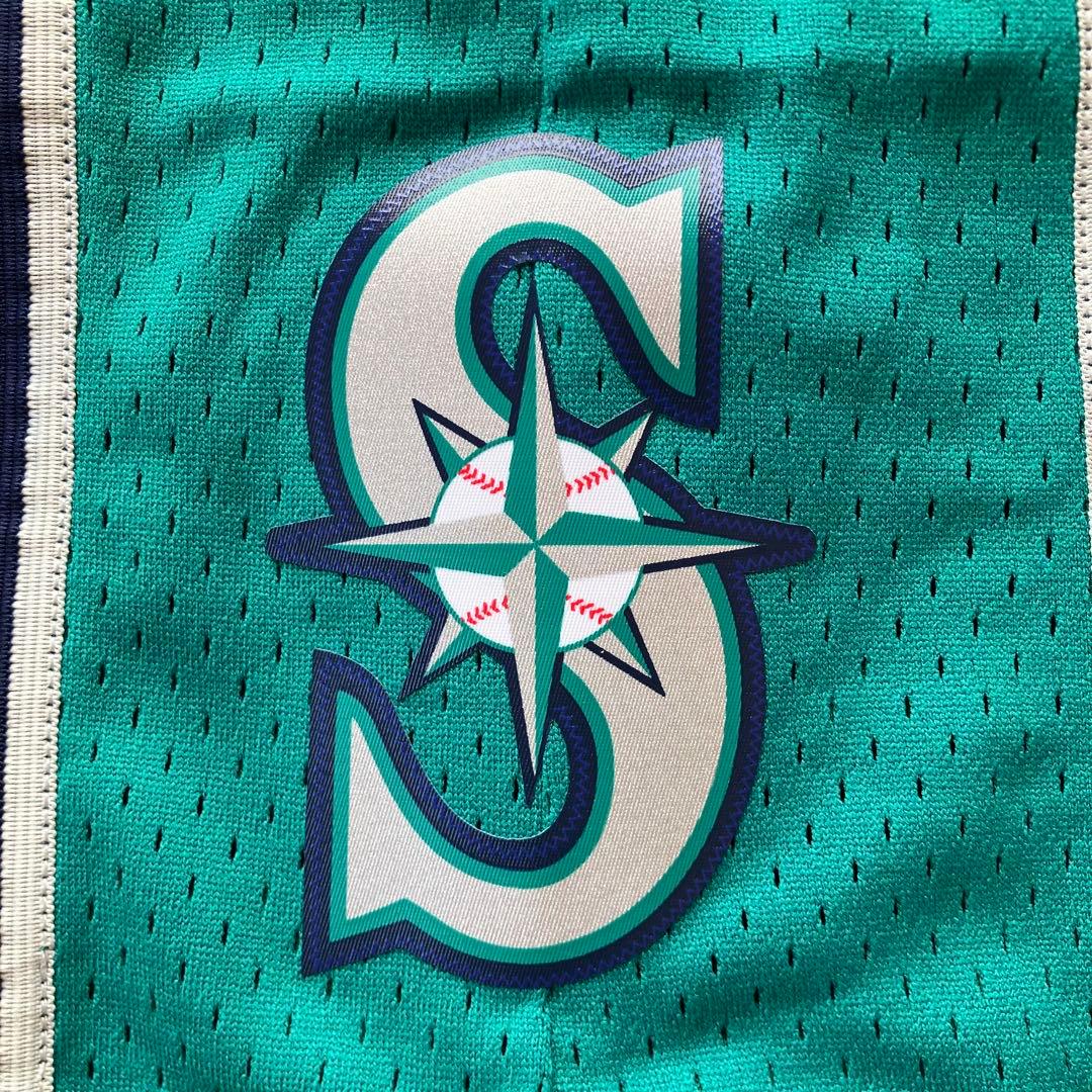 【新品】 MLB シアトル・マリナーズ　ハーフパンツ　メジャーリーグ　バスパン