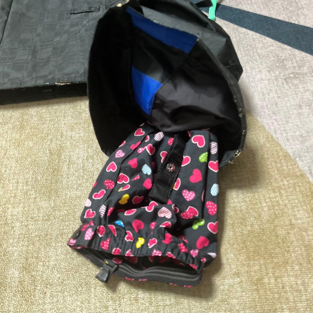 スノボーウェア　レディース　スキーウェア　黒　ブラック　ホワイト　フード付き