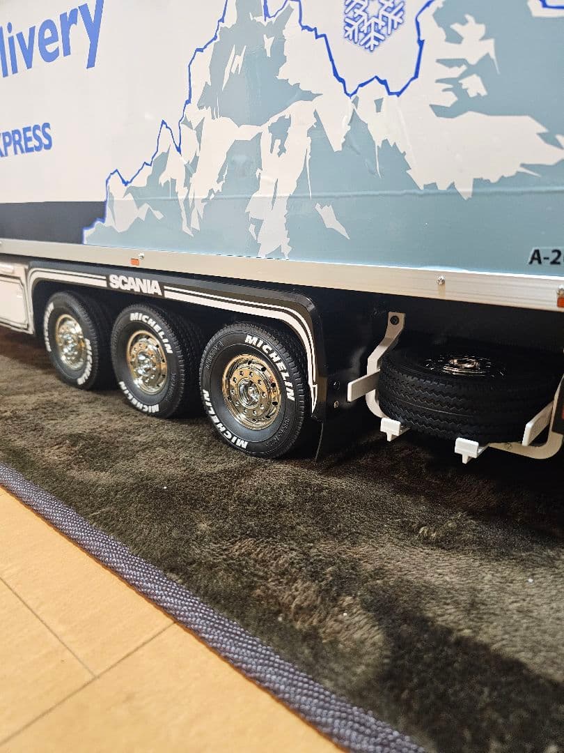 タミヤ1/14 スカニアR620 3軸セミトレーラー　セット