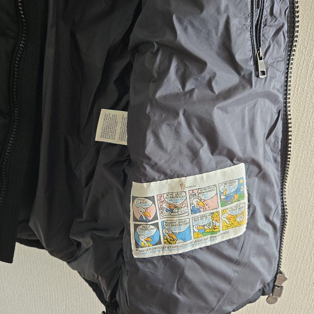 モンクレール(Moncler) メンズダウン 黒
