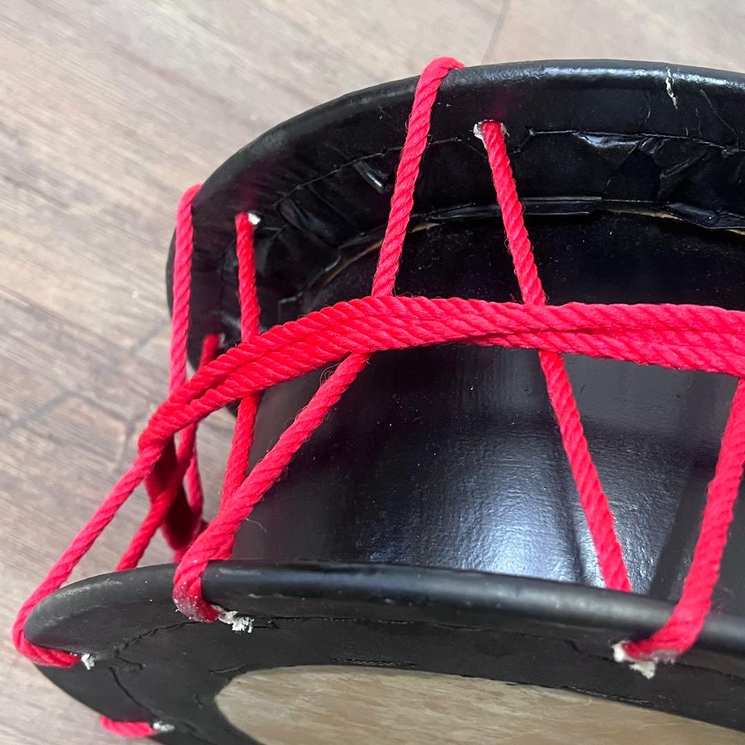 フォロー割【新品】【蔵出し】締め太鼓 牛革 和太鼓 バチ付 台付 入門用