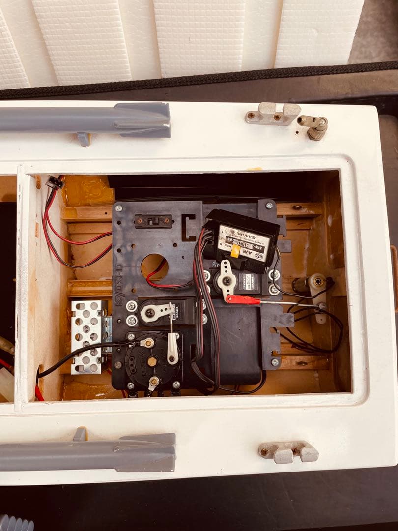 KNK地球堂　ラジコンボート、