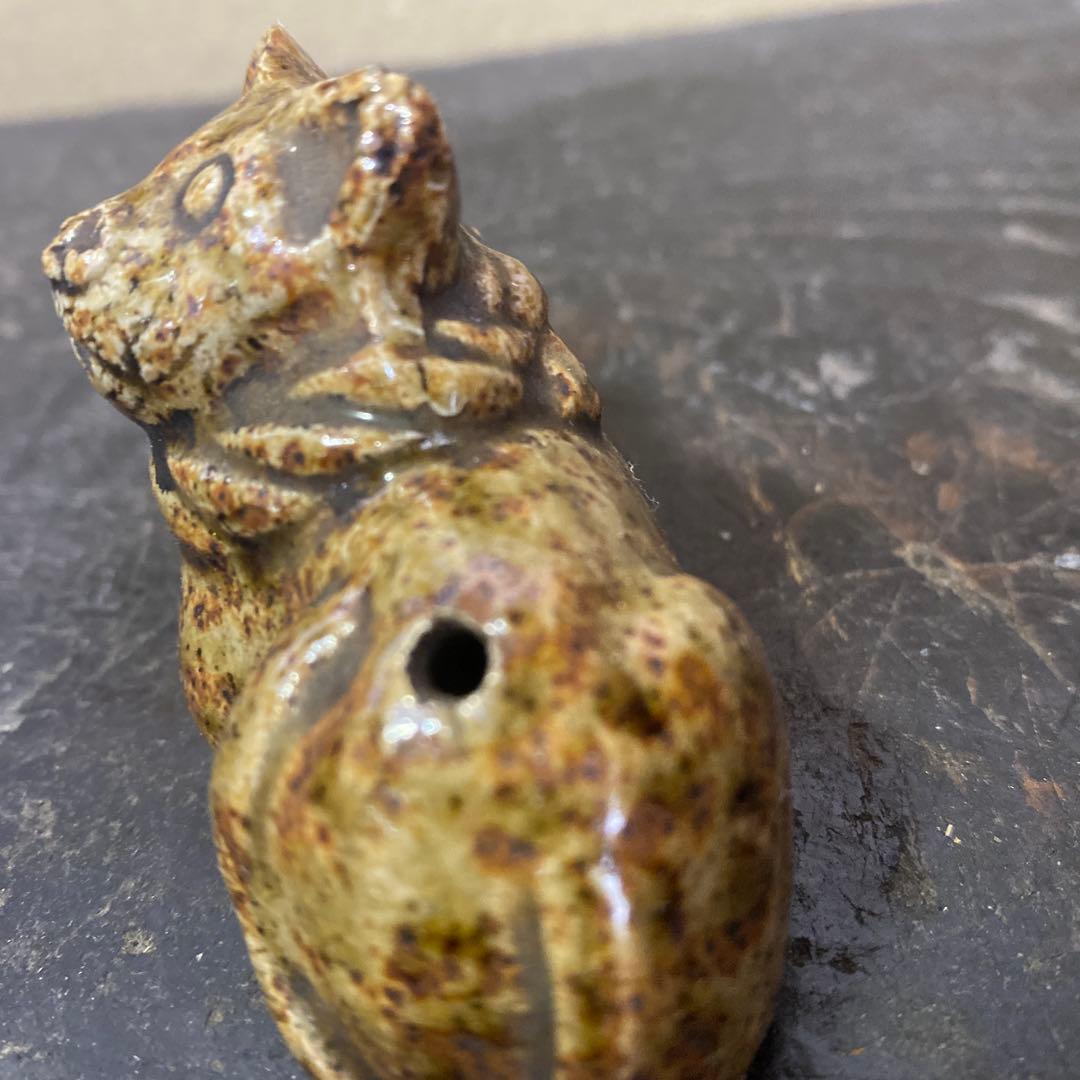 ネコ形 陶器 装飾品