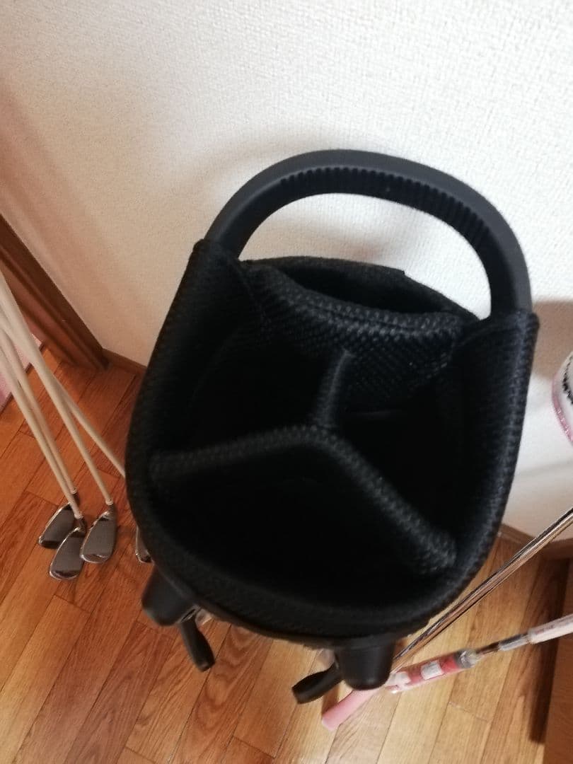 最安！新品未使用！超レア限定品のアデミラルのキャリーバッグ！