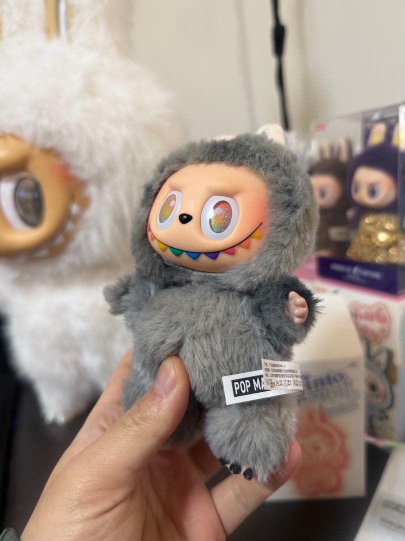 100%公式正規品 ラブブ♡Bigintoenergyシークレット ID本我