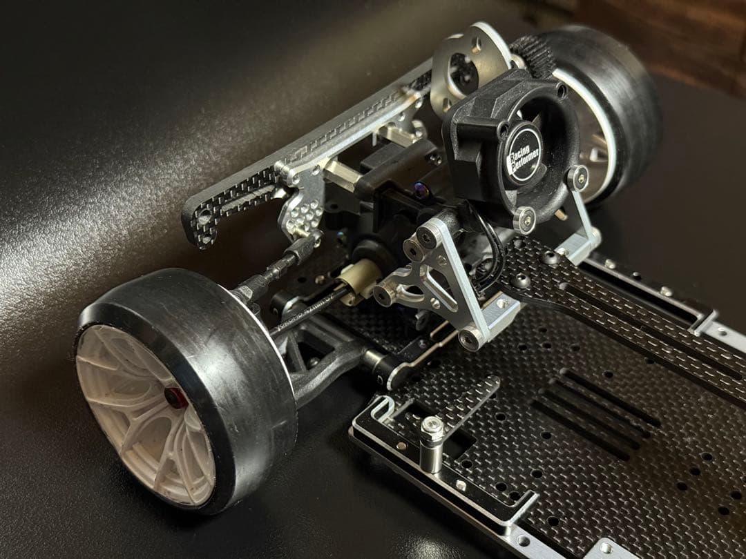 ラップアップ オーバーヘッドコンセプト ショート10 1/10 ドリフトシャーシ