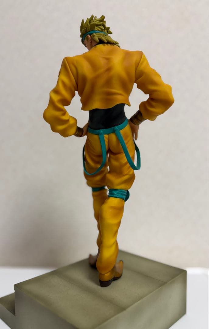 DIO ザ・ワールド フィギュア(ジョジョ)