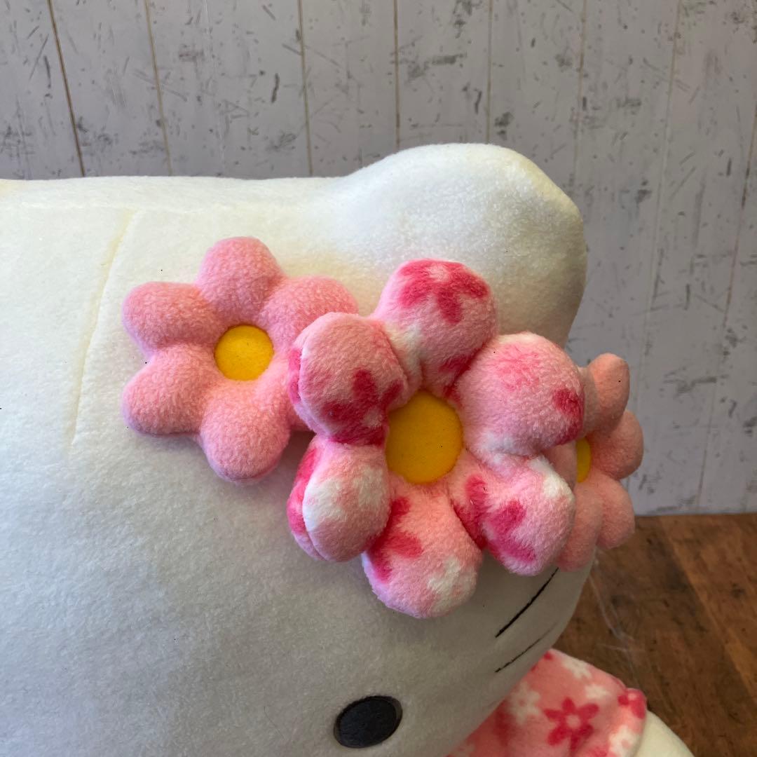 サンリオ ハローキティ キティちゃん ぬいぐるみ グッショ ビック 大型 花柄