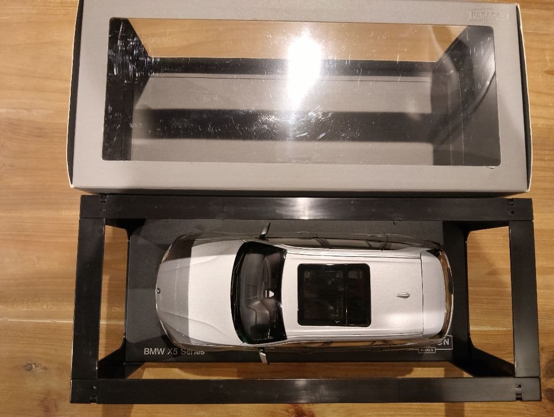 1/18 パラゴンモデル　 X5　ディーラー　ミニカー　グレイシアシルバー