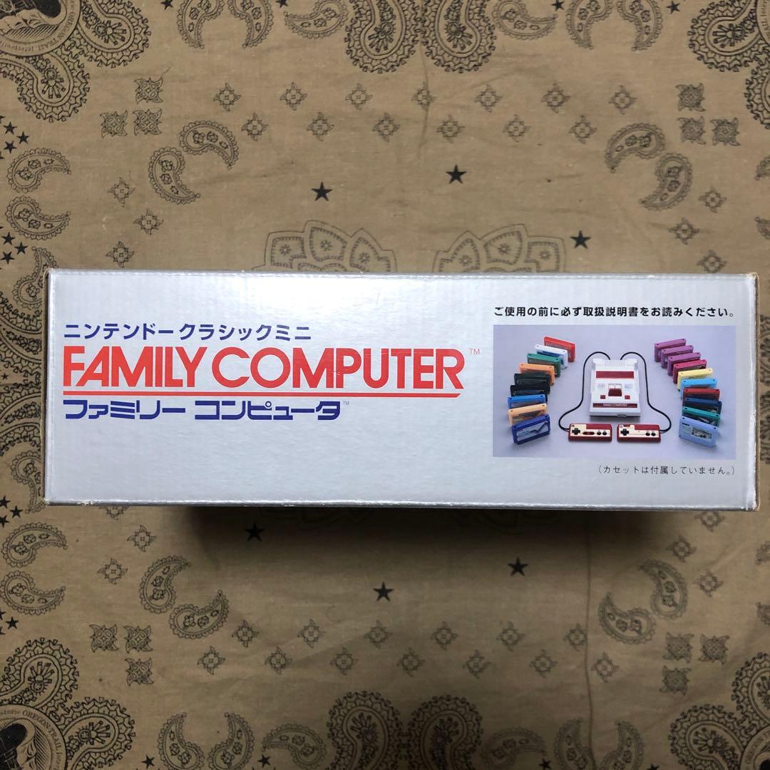 ほぼ新品 ニンテンドークラシックミニ ファミリーコンピュータ ACアダプター付