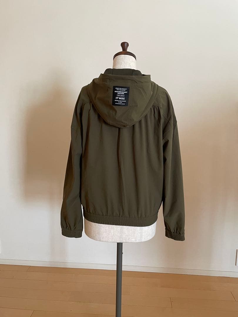 マスターバニーエディション　高密度ツイル レイヤードフーディブルゾン[未使用品]