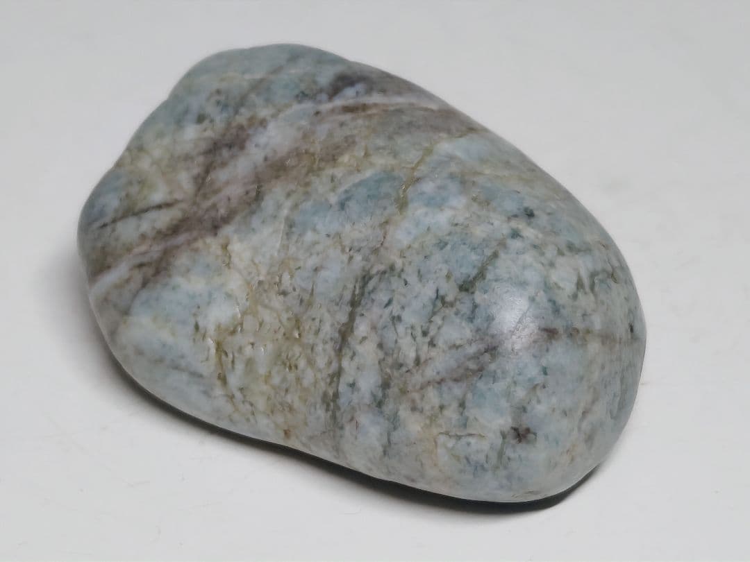 コン沢 119g 翡翠 ヒスイ 原石 鑑賞石 自然石 誕生石 鉱物 鉱石 水石