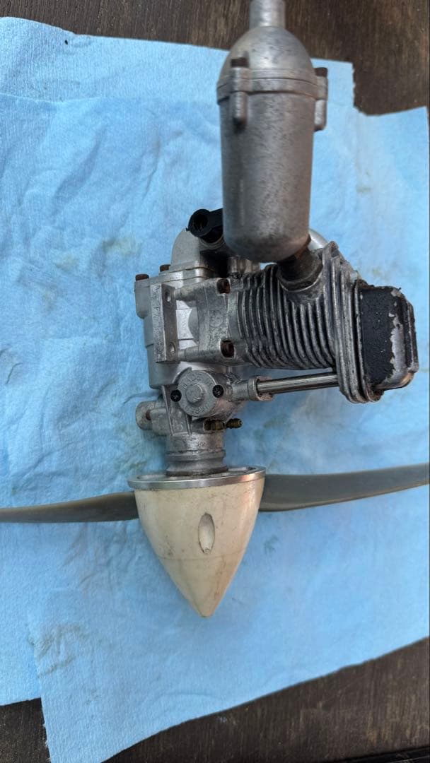 飛行機　ラジコン　エンジン　YS ? FZ-53