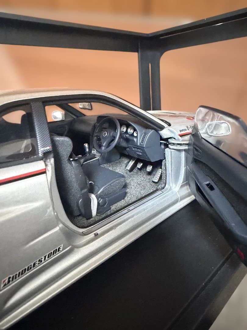 ミニカー NISMO SKYLINE GT-R R34 Z tune 1:18