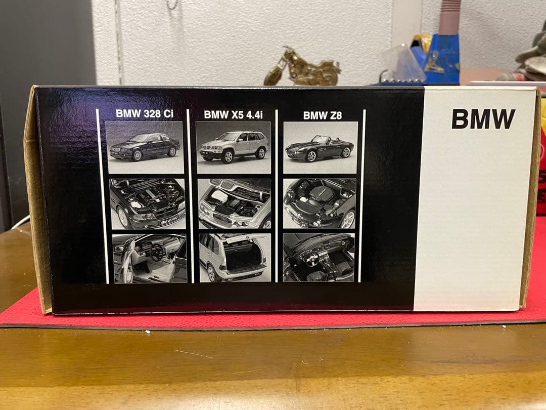 京商　 Z8 レッド