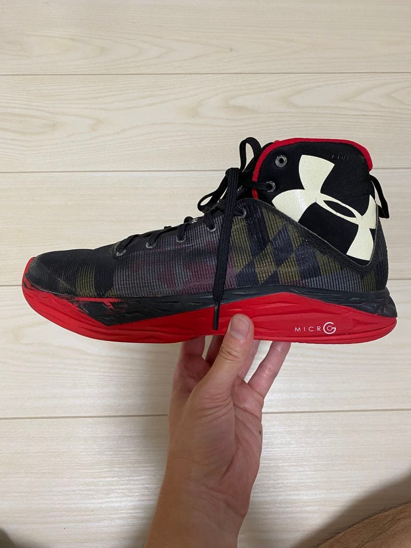 Under Armour バスケットシューズ Micro G Fireshot