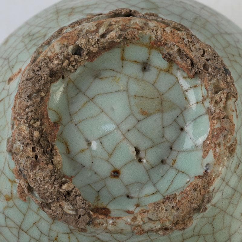 中国　南宋　官窯　金糸鉄線　飾壺　小壺　Z　8608