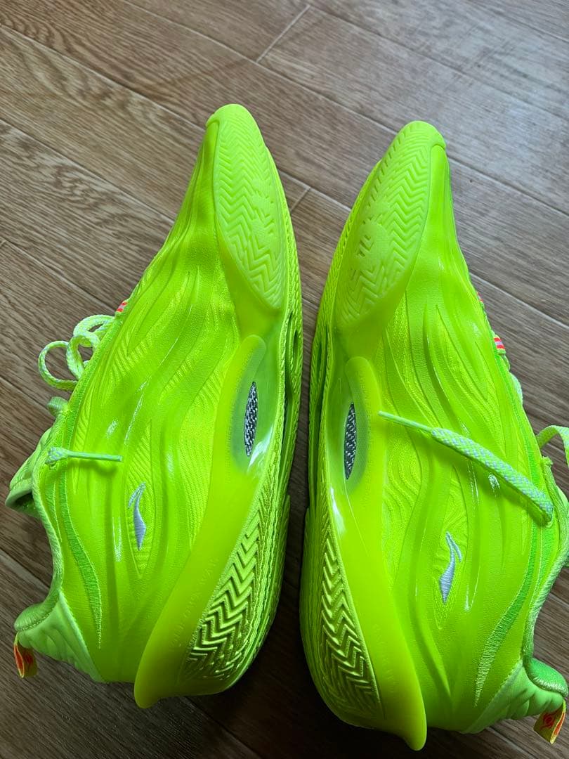 Li-Ning Wade 808 5 Ultra V2 ネオングリーン　27.5