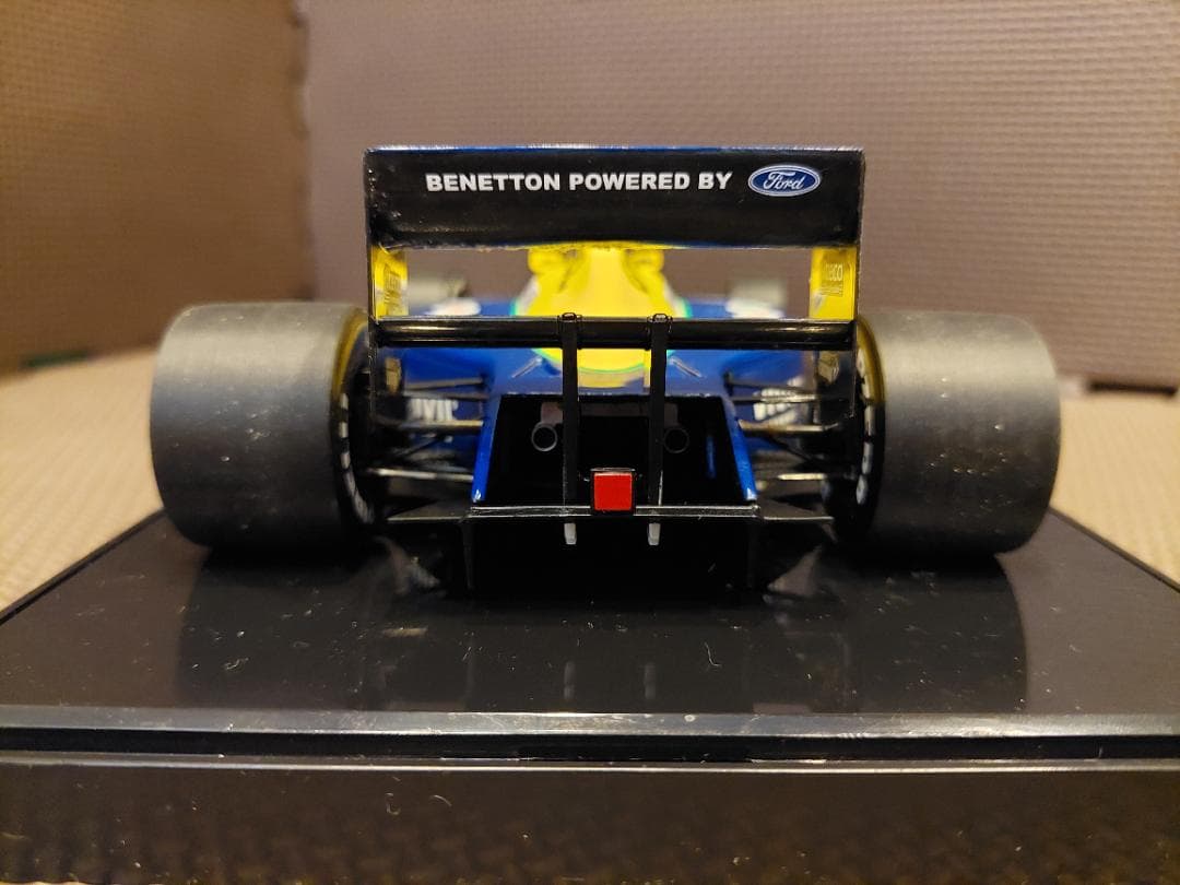 1/18 ＃19　ベネトンB191B　M.シューマッハ CAMELロゴ