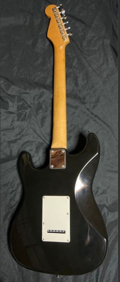 【Vision】ストラトタイプ・エレキギター