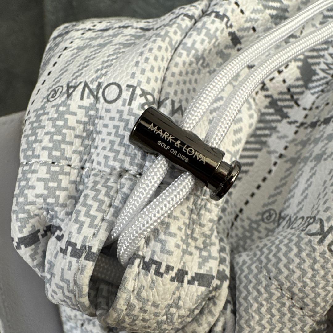 (美品)MARK&LONAマークアンドロナ 2024モデル カートバッグ 完売品