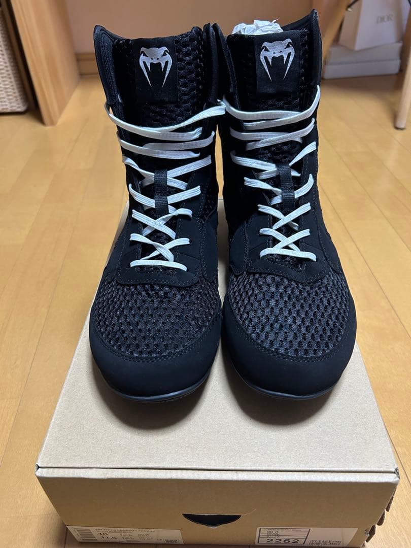 VENUM ボクシングシューズ 新古品