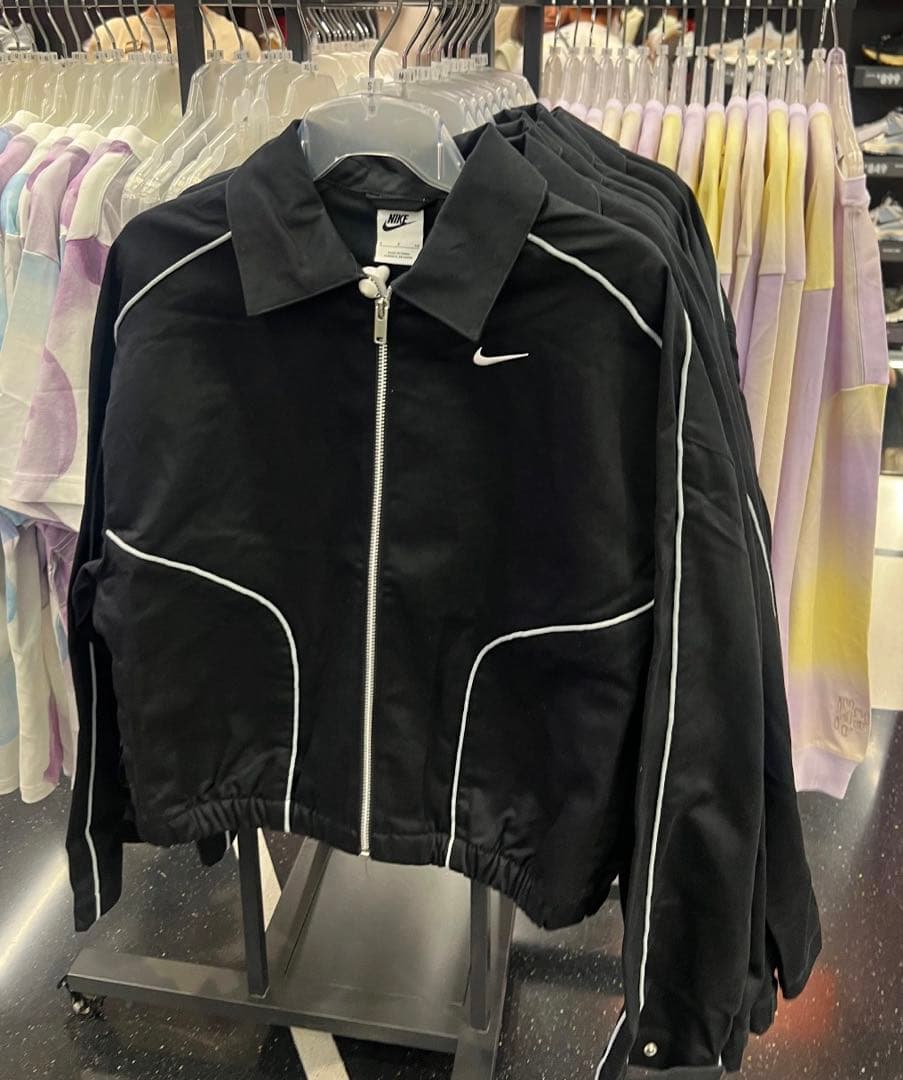 新品XL NIKEスポーツウェア ウーブン ジャケットFN1941-010