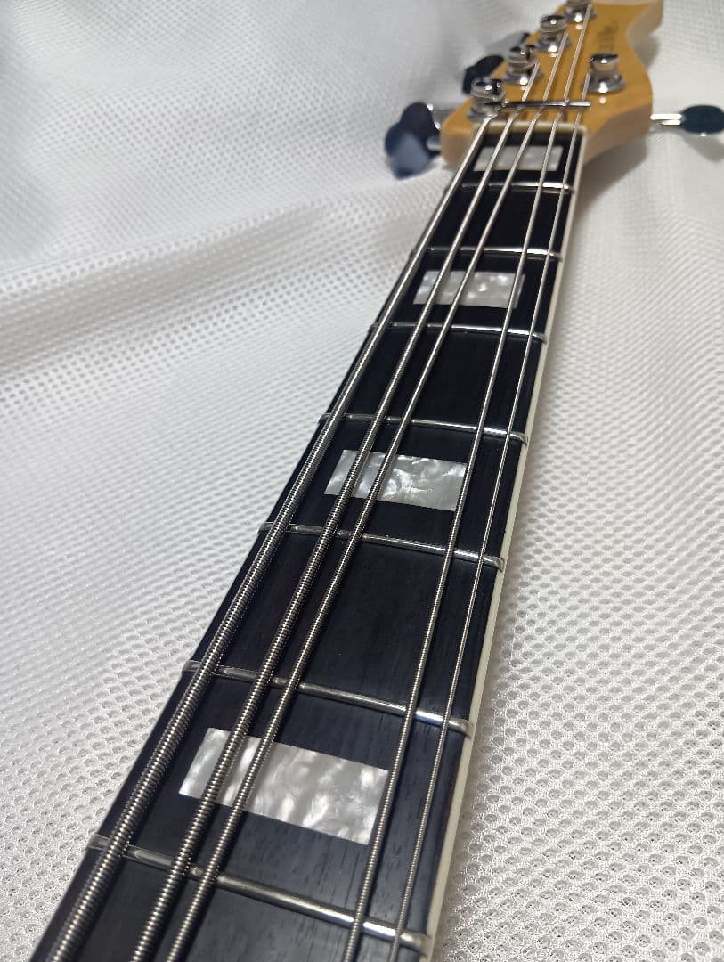 Sire V7 5ST Alder Antique White 5弦 アクティブ