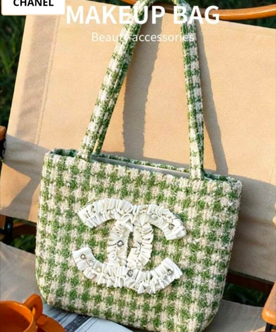 CHANEL メイクアップバッグ グリーン