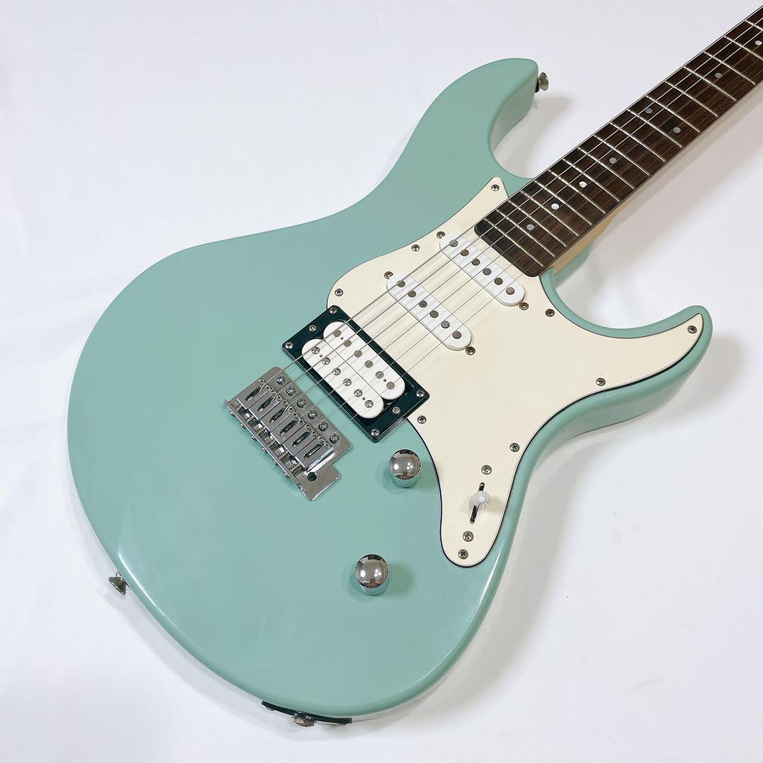 YAMAHA PAC112V　ソニックブルー　ヤマハ　パシフィカ　水色