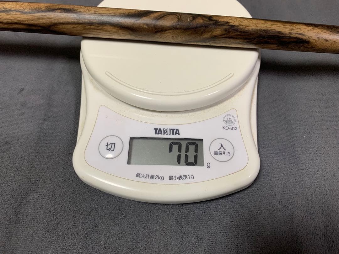 銘木マイバチ　黒柿