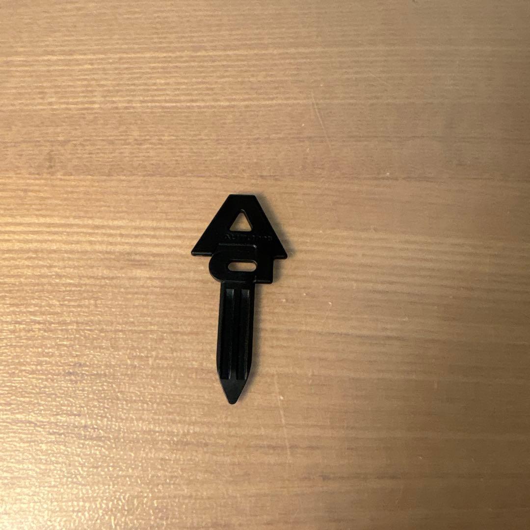 オートアート　頭文字D トヨタ スプリンター トレノ AE86 1/18