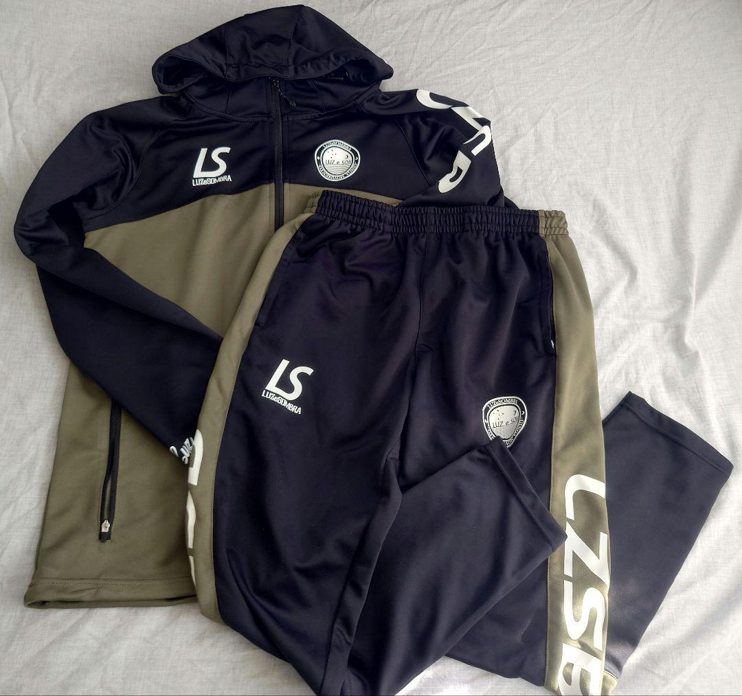 ルースイソンブラ ジャージ上下セット Ｍサイズ