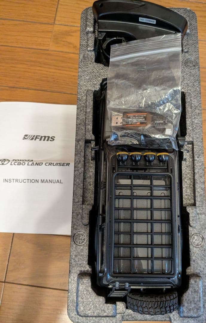 FMS FCX18 LC80 RTR ランドクルーザー80