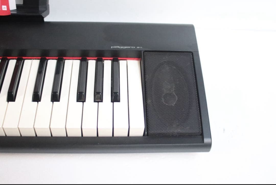 軽量 YAMAHA ポータブルグランド Piaggero NP-11