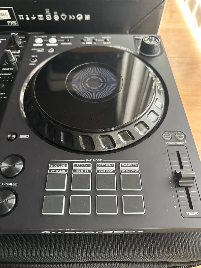 美品　pionner DDJ-FLX6 ケース付　化粧箱含め付属品有