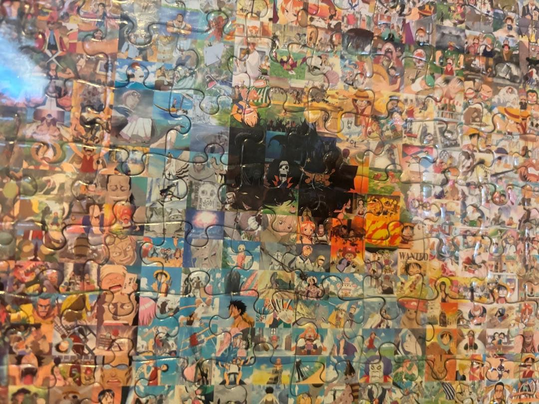 《完成品》ONE PIECE仲間の印1000ピースジグソーパズル額縁セット