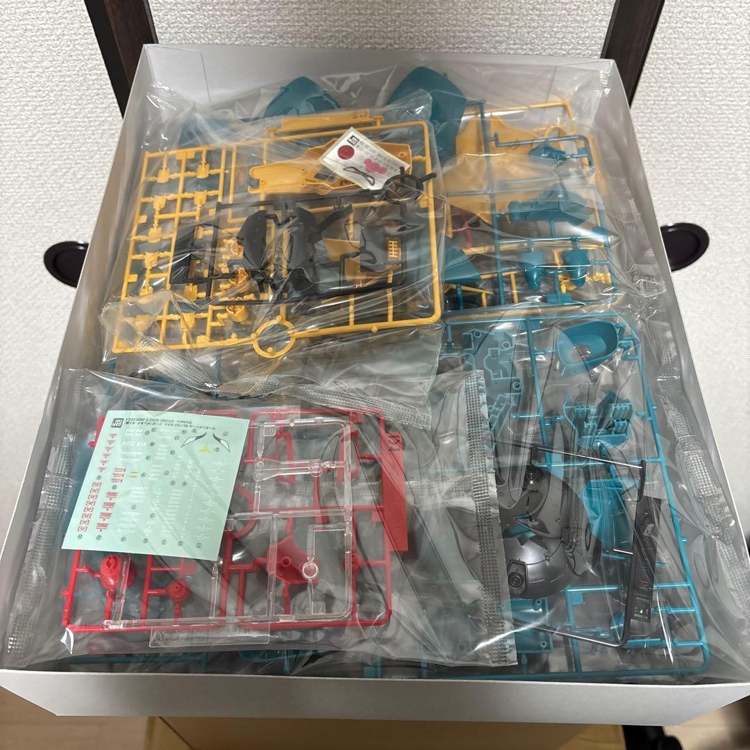 RE 1/100 ヤクト・ドーガ（ギュネイ・ガス機）　＋　おまけ（SDサザビー）