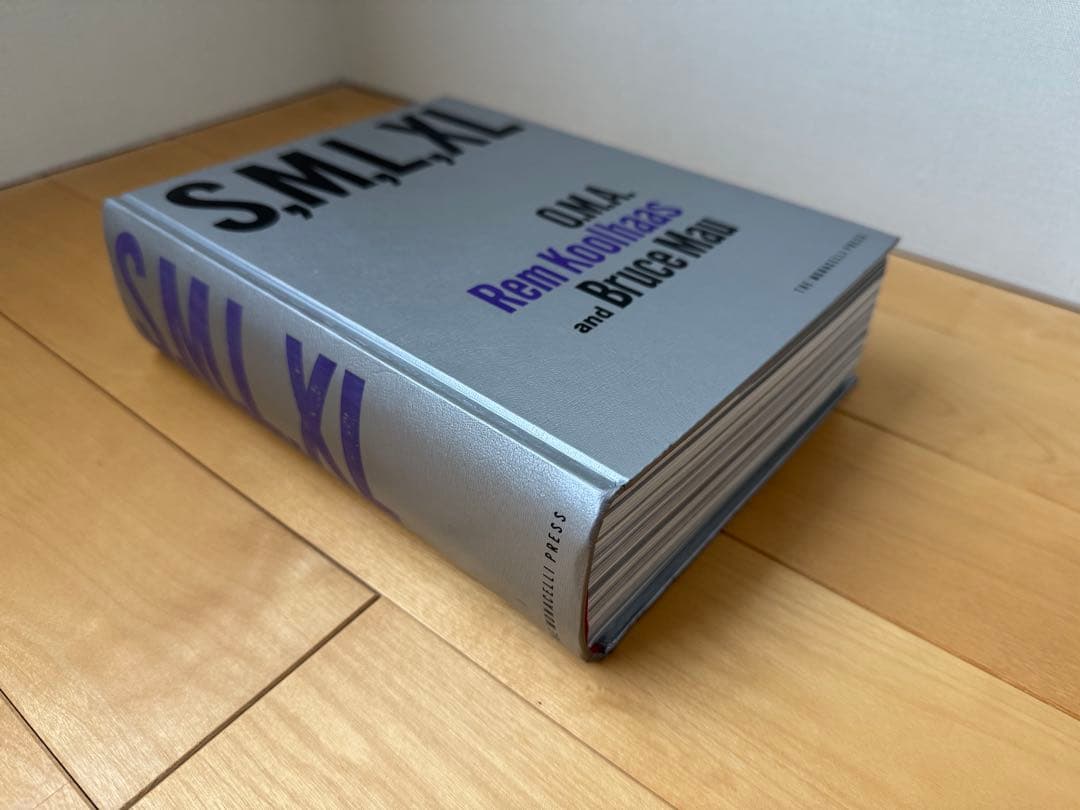 S,M,L,XL Rem Koolhaas 大型本