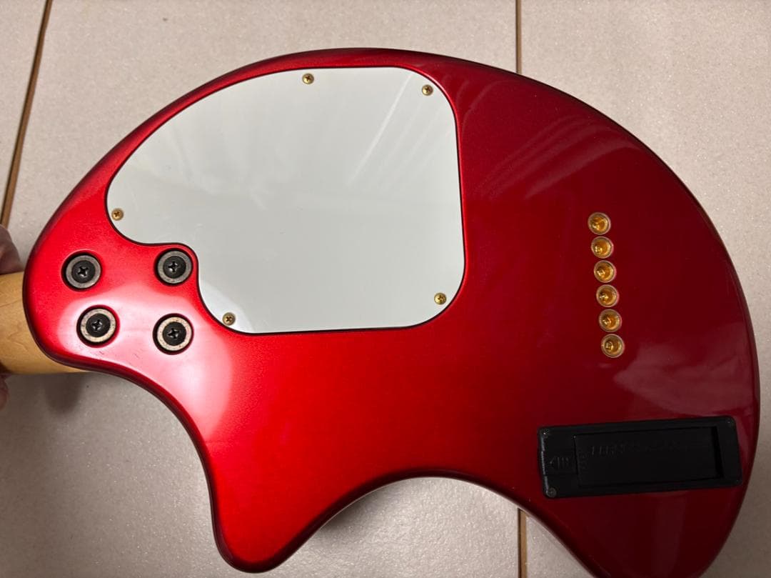 FERNANDES フェルナンデス ZO-3C（メタリックレッド）