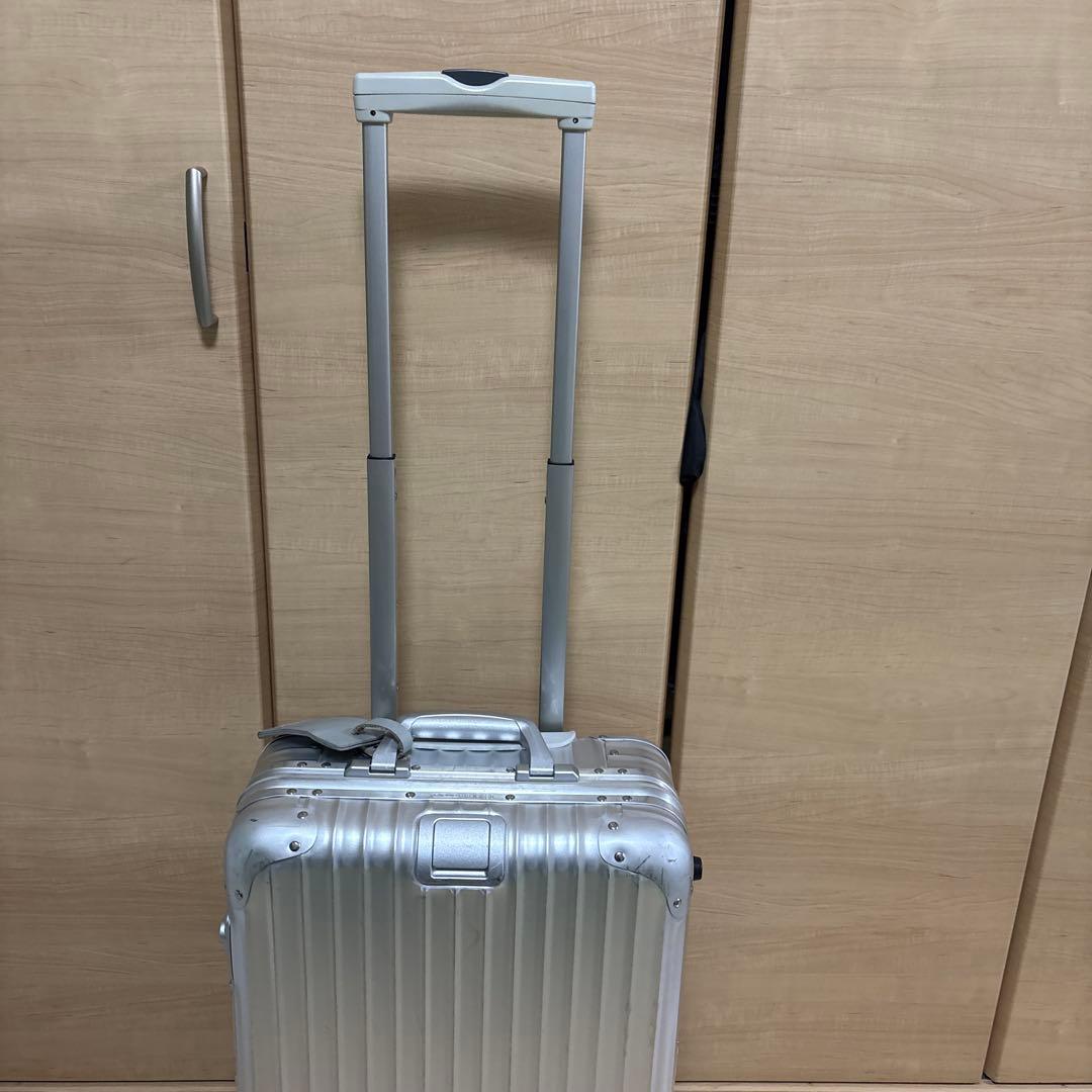 美品RIMOWA リモワ　トパーズ 32L 2輪　機内持ち込み可