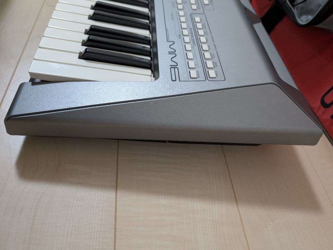 YAMAHA MM6 シンセサイザー 61鍵盤 中古　ソフトケース