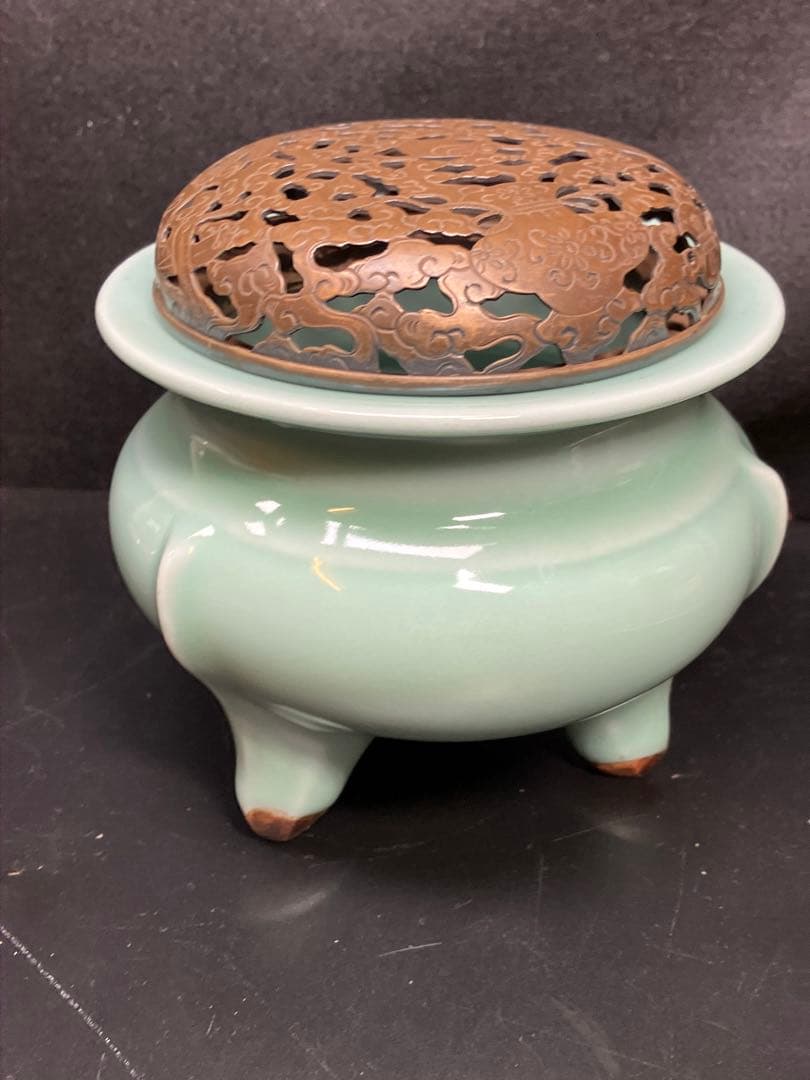 青磁三足純銀火屋香炉 仏具茶道具透かし彫り純銀刻印 銀細工 骨董品 火舎 工芸